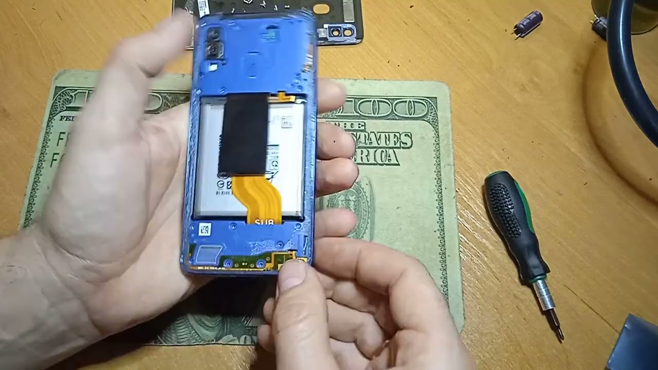 Замена кнопок громкости и включения (Samsung Galaxy A40)