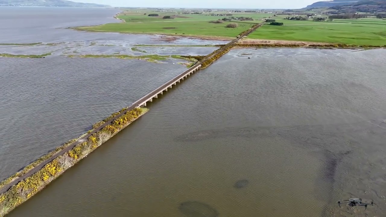 River Roe meets Lough Foyle