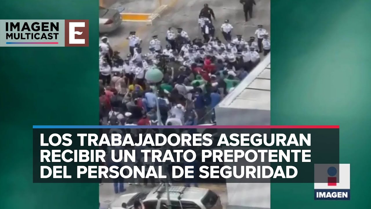 Trabajadores del IMSS desalojan a policías federales del CMN La Raza