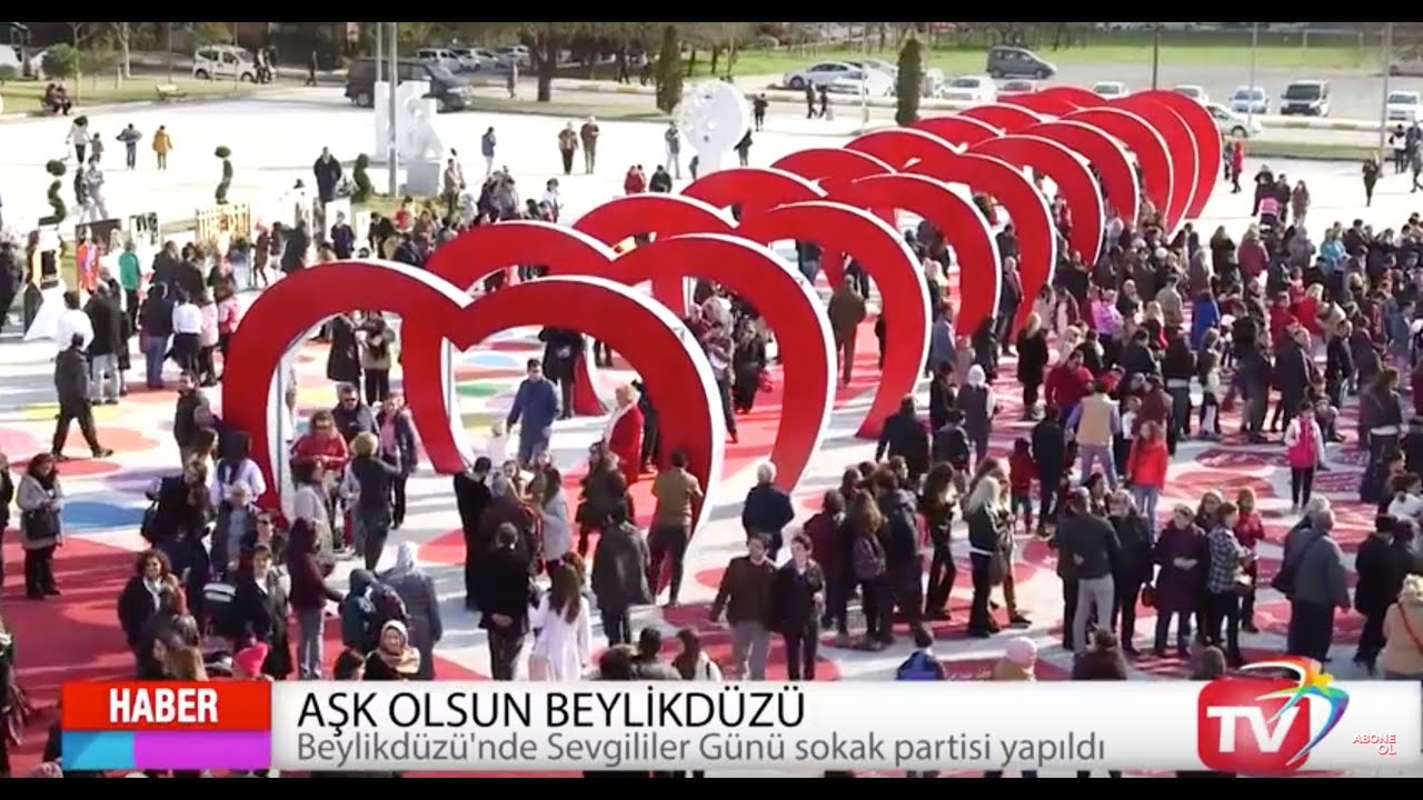 Beylikdüzü Sakinleri Sevgililer Gününü Birlikte Kutladı