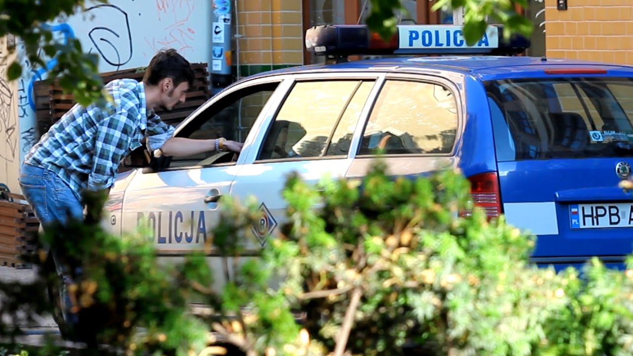 Taxi or Police? (Sadam)