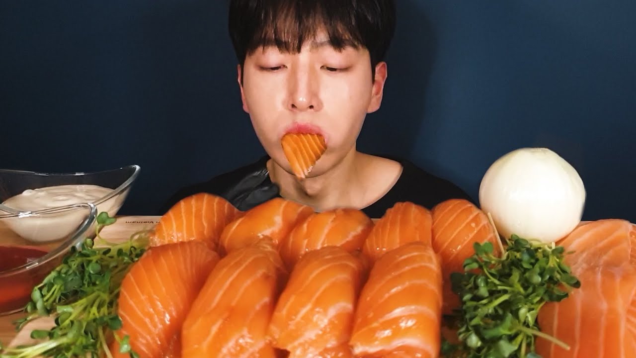 대왕 연어초밥🍣 연어 뱃살 리얼사운드 먹방 / GIANT SALMON SUSHI & SALMON BELLY MUKBANG