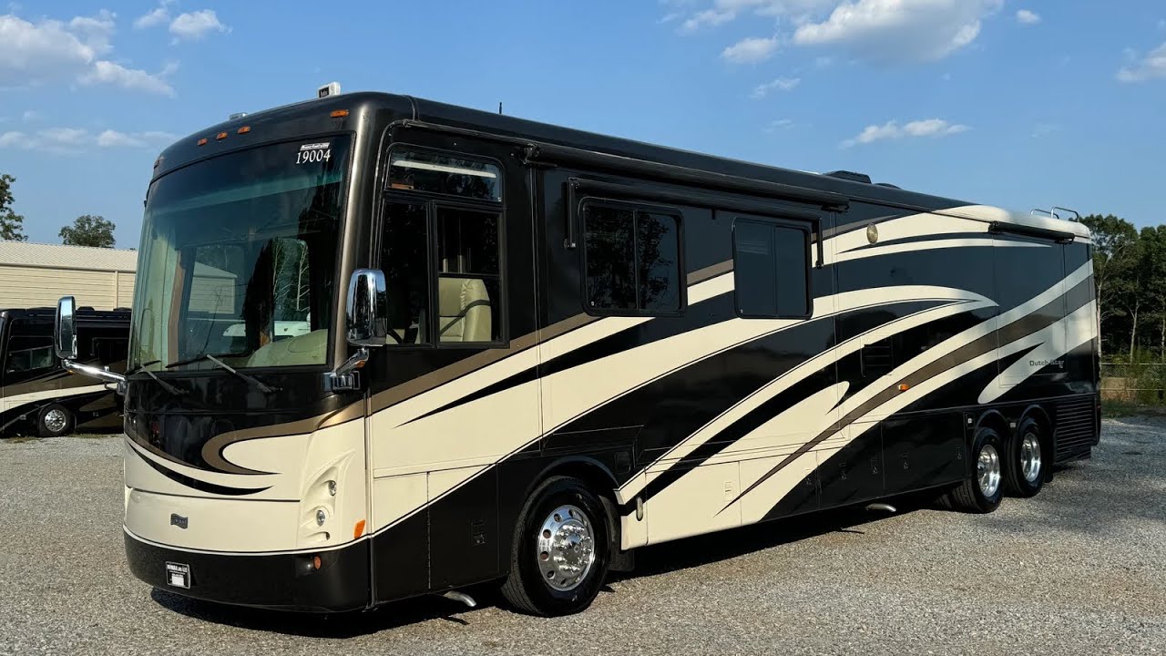 2008 NEWMAR DUTCH STAR 4304 ONE OWNER $79995 way below wholesale! 