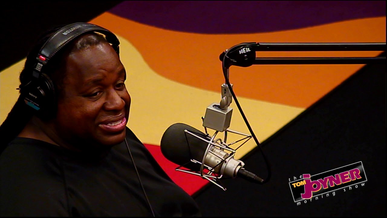 Comedian Bruce Bruce talks about his 10 grandkids and guess what cars he collects?