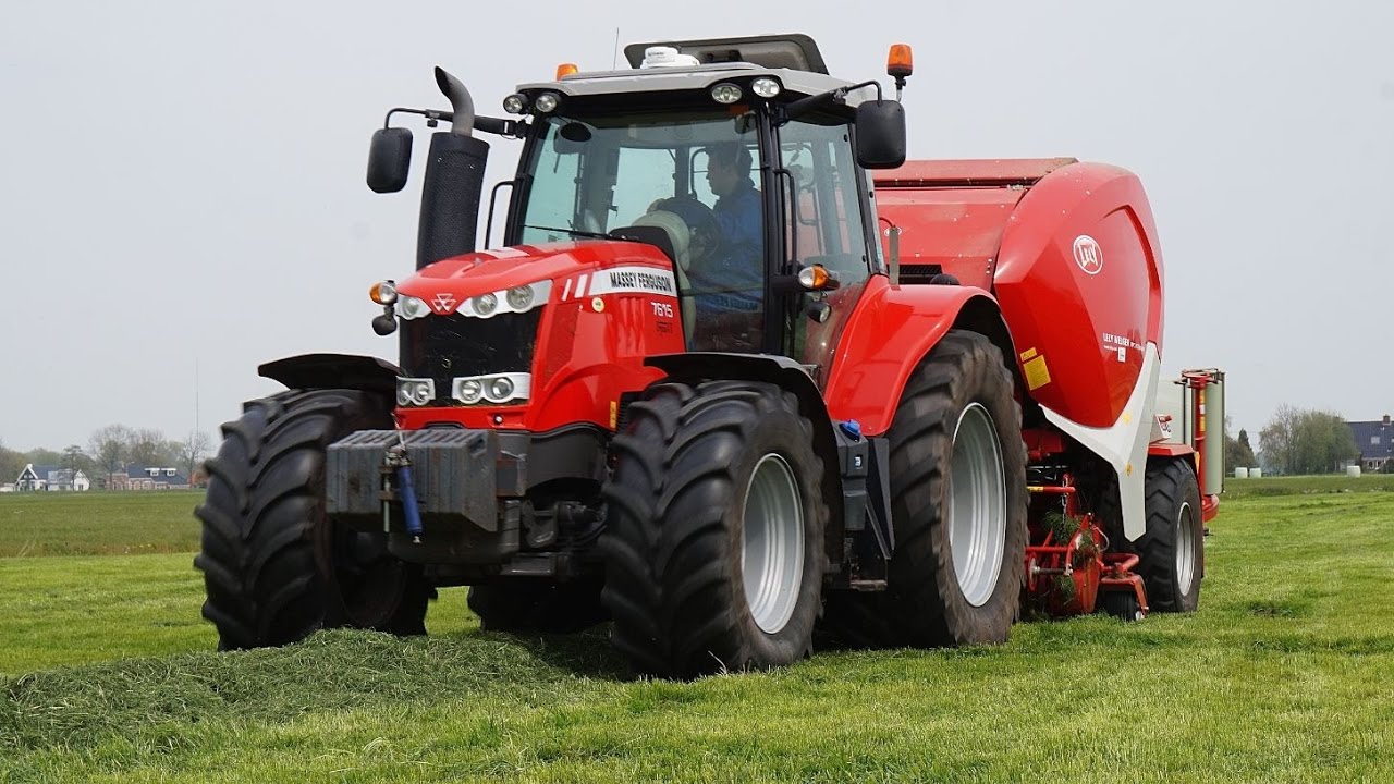 Gras oogst 2017. LELY WELGER RPC 245 Firma: Offringa Schildwolde.