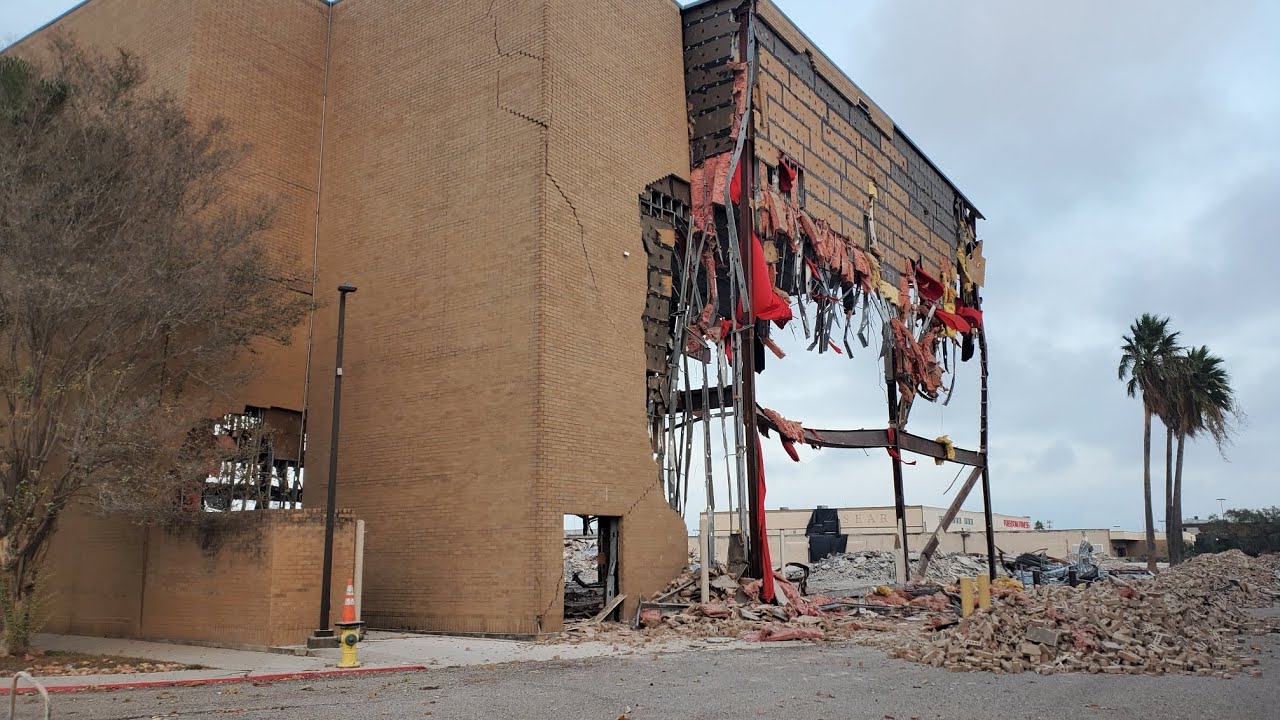 Sunrise Mall Corpus Christi Texas 2025 Demolition Dollar Cinema is Almost Gone Walkaround Tour 4K
