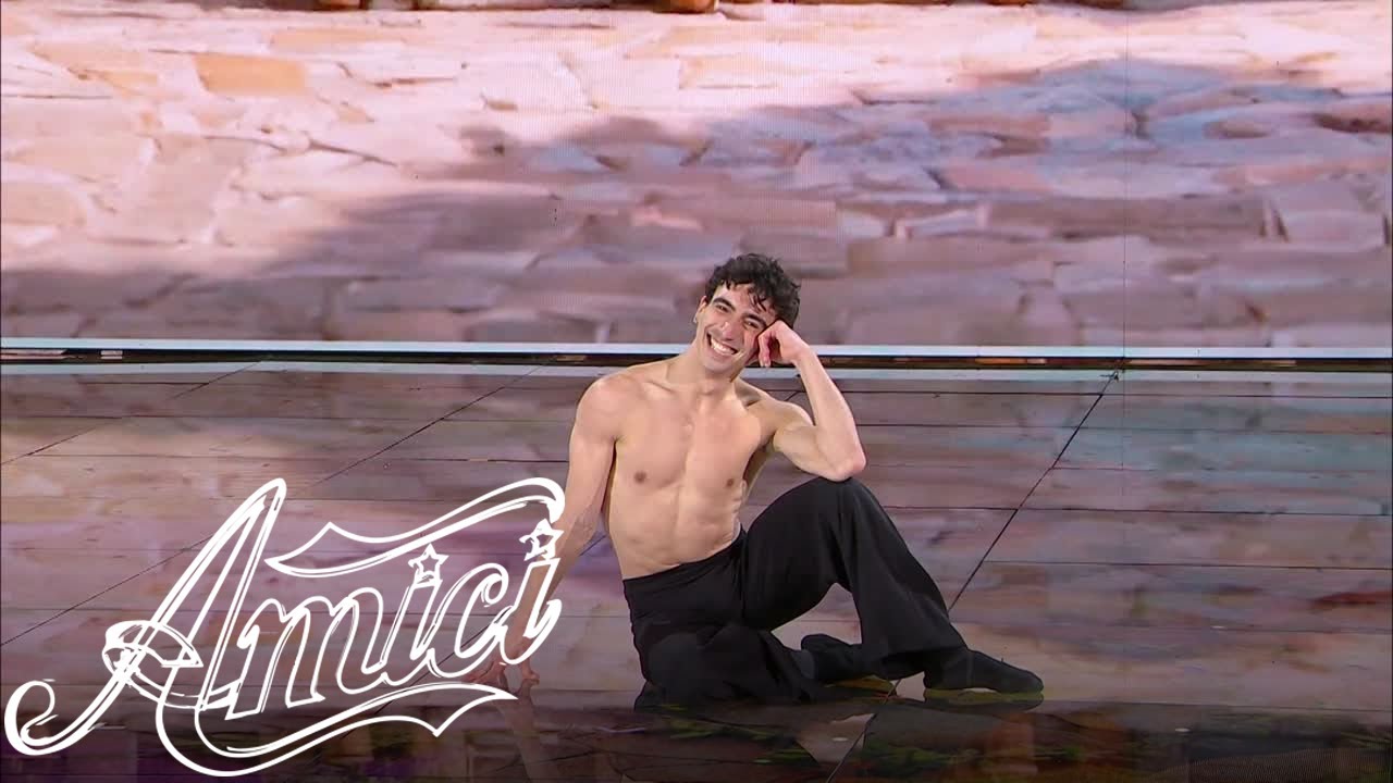 Amici 24 - Francesco - It's a beautiful day