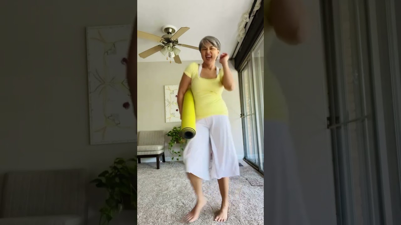 Mood before teaching yoga #yogainspiration #yogalove #yogalife #yogawithme #yogawithmusic #yoga