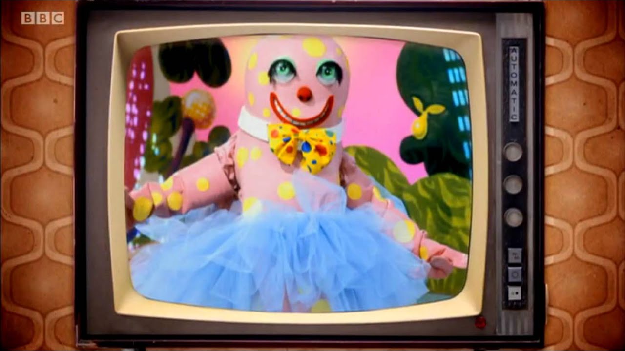 Dr Gunge : The TV that made me, NHP clip