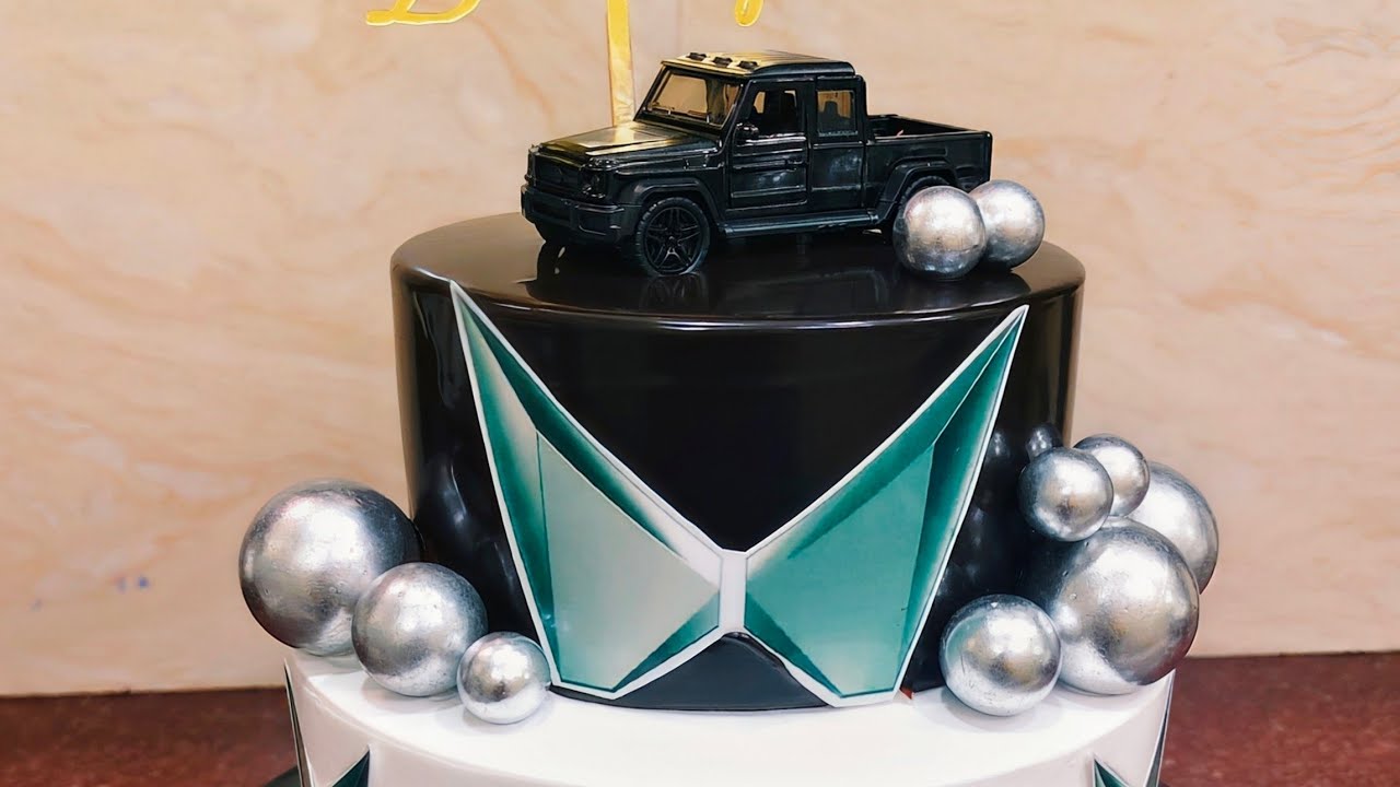 abhishek_shaiva_7 is live! cakes design 💖