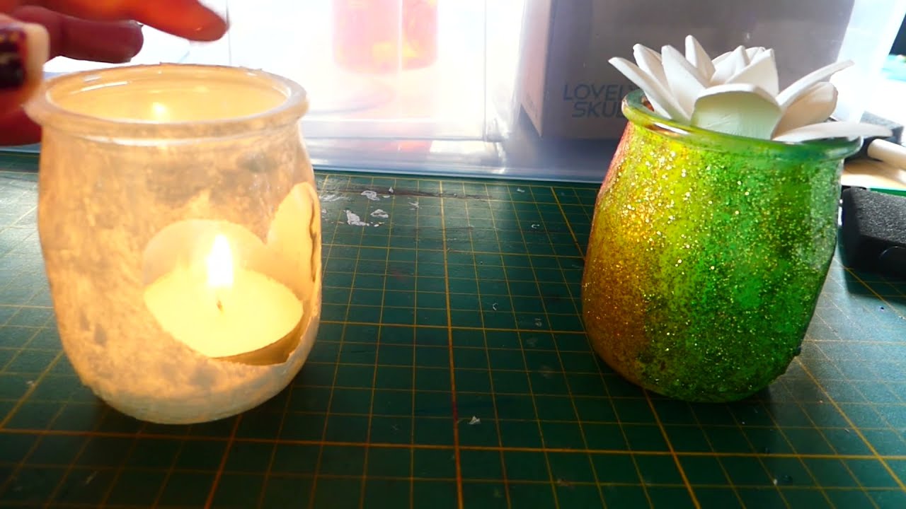 Je vous montre comment r&eacute;utiliser des pots de yaourt en verre pour en faire de jolis photophores.