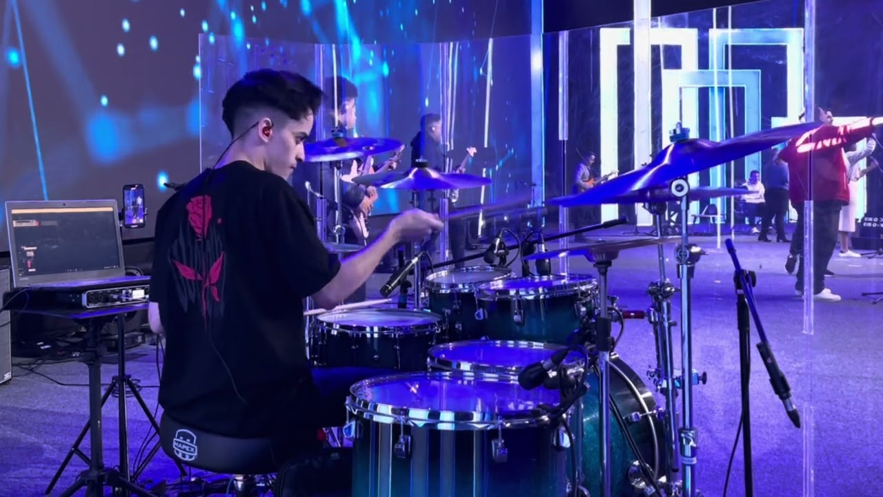 Eu Vi Alguém Mais Belo - Caliel Drumcam