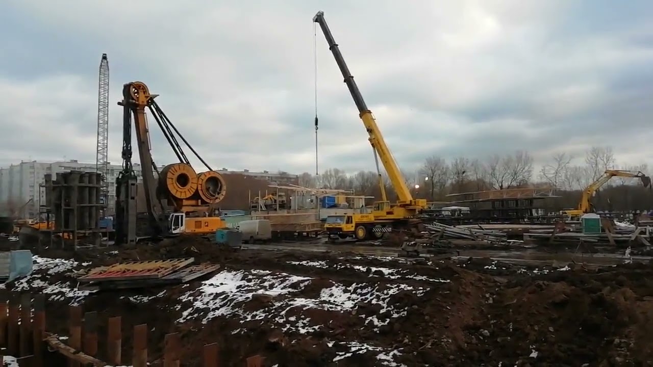 Прогулка в окрестностях площадки будущей станции метро Кленовый Бульвар БКЛ 14.01.2020