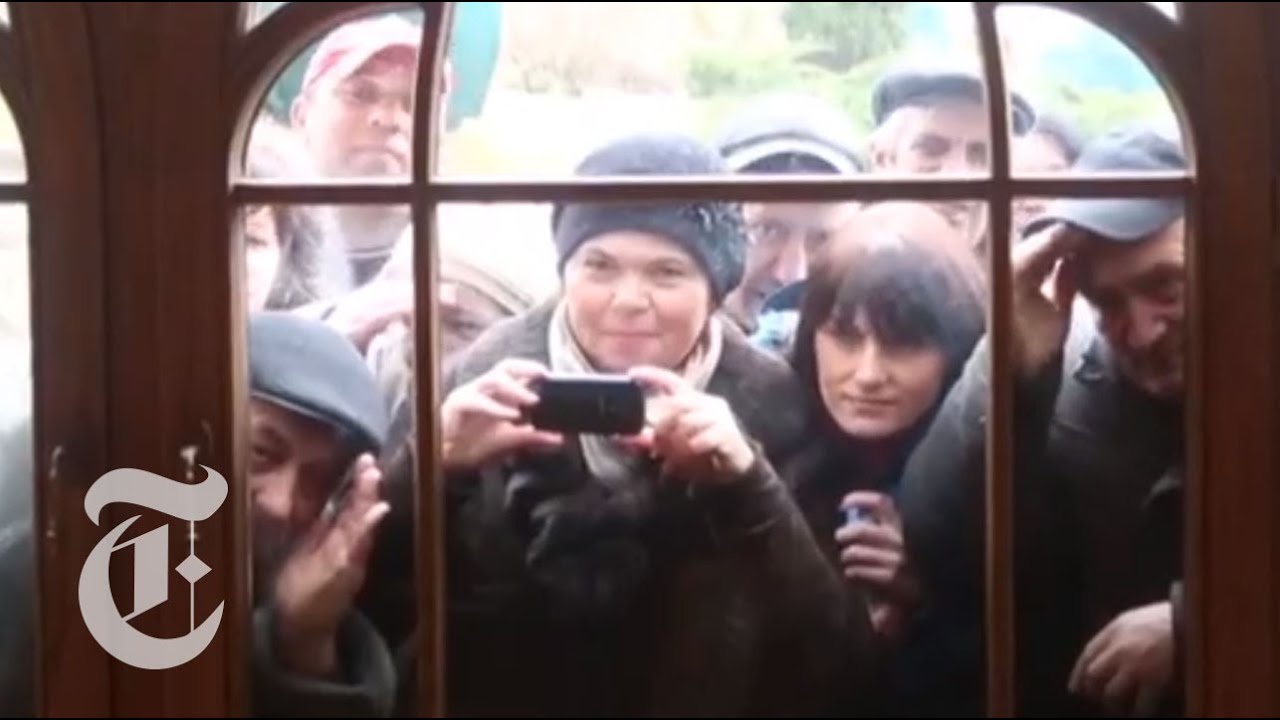 Go Inside Ukraine's 'Museum of Corruption' | The New York Times