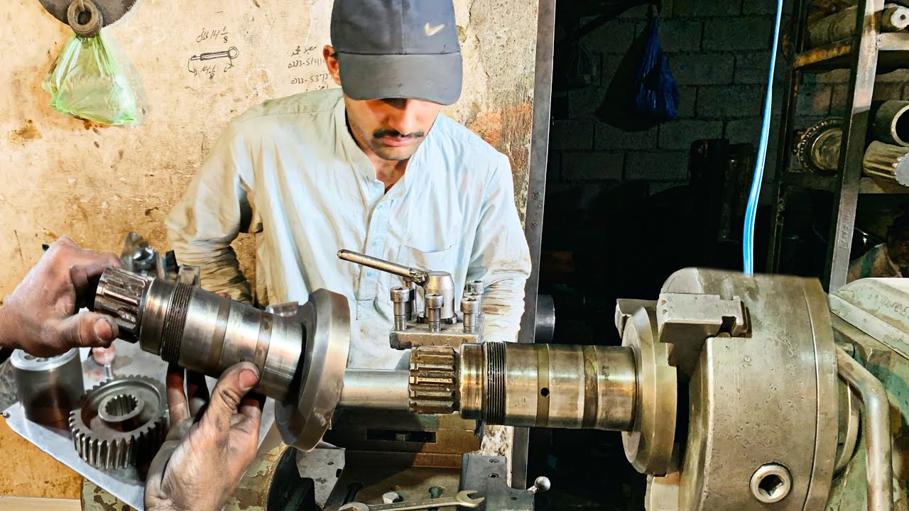 Repairing Drive Shaft of Hydraulic Pump || Rebuild Drive Shaft