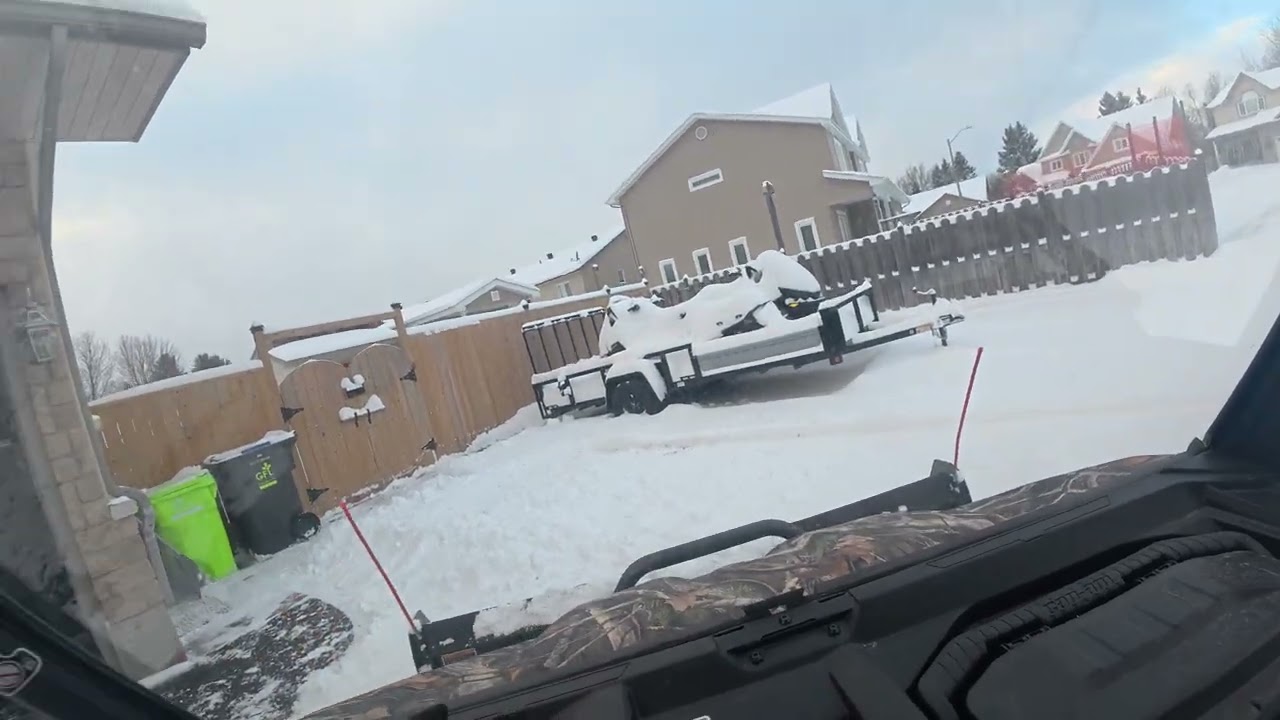 Can Am  Defender XT 10 snow plow!! #canam #canada #canadianwinter #canambackblade 