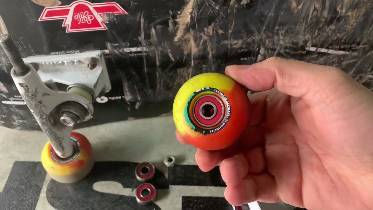 How to install bearings RED Bones  bearings from ZUMIES