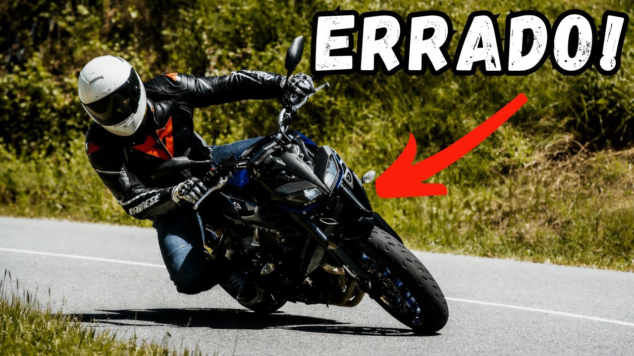 90% dos motociclistas erram nas curvas por causa disso