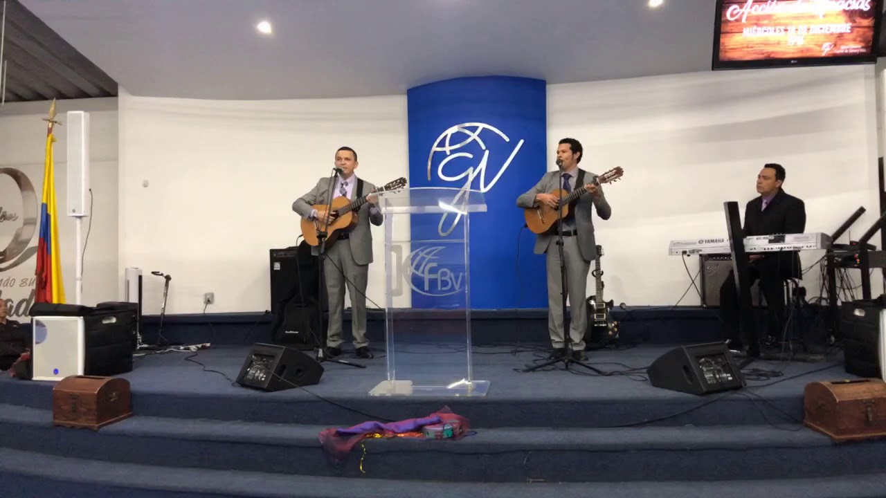 PRIMER PRESENTACION EN BOGOTA COLOMBIA Gerson Díaz y Carlos Cruz