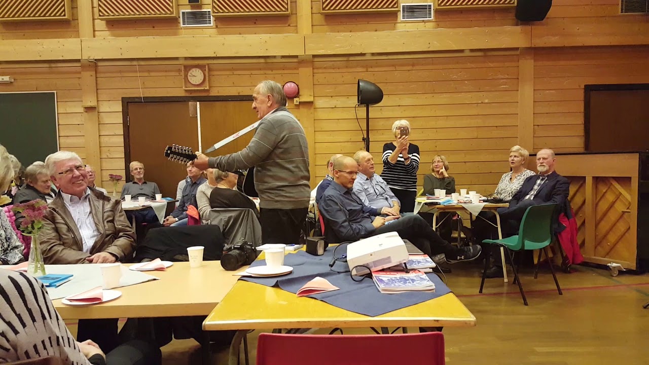 Henry Isnes hos Sannidal Historielag 25 oktober 2017