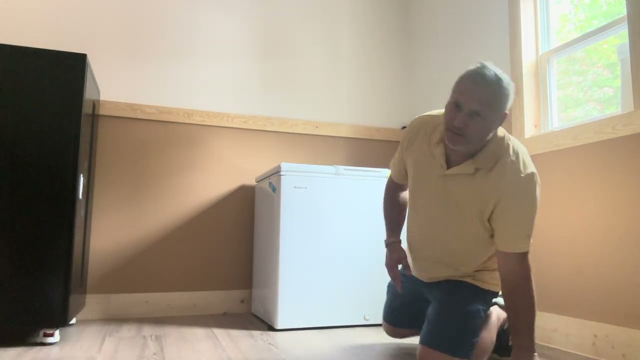 New Hot Point 8.8 Cubic Ft chest freezer from Lowe’s 