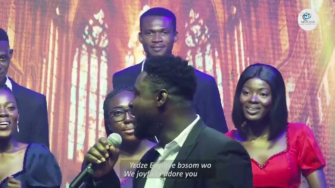 Newlove Annan - Twi Hi Life Medley ft Minister Kent