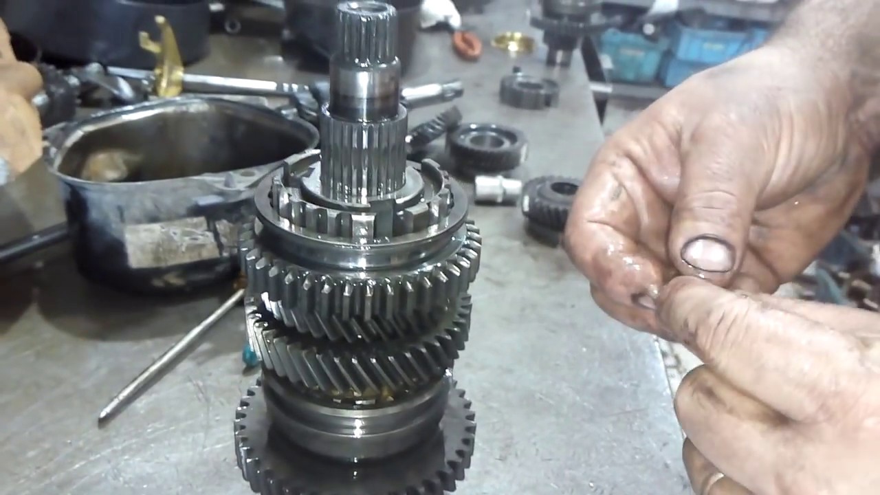 QUANTO VALE ESTA DICA? MONTAGEM DE UM RENAULT CLIO.