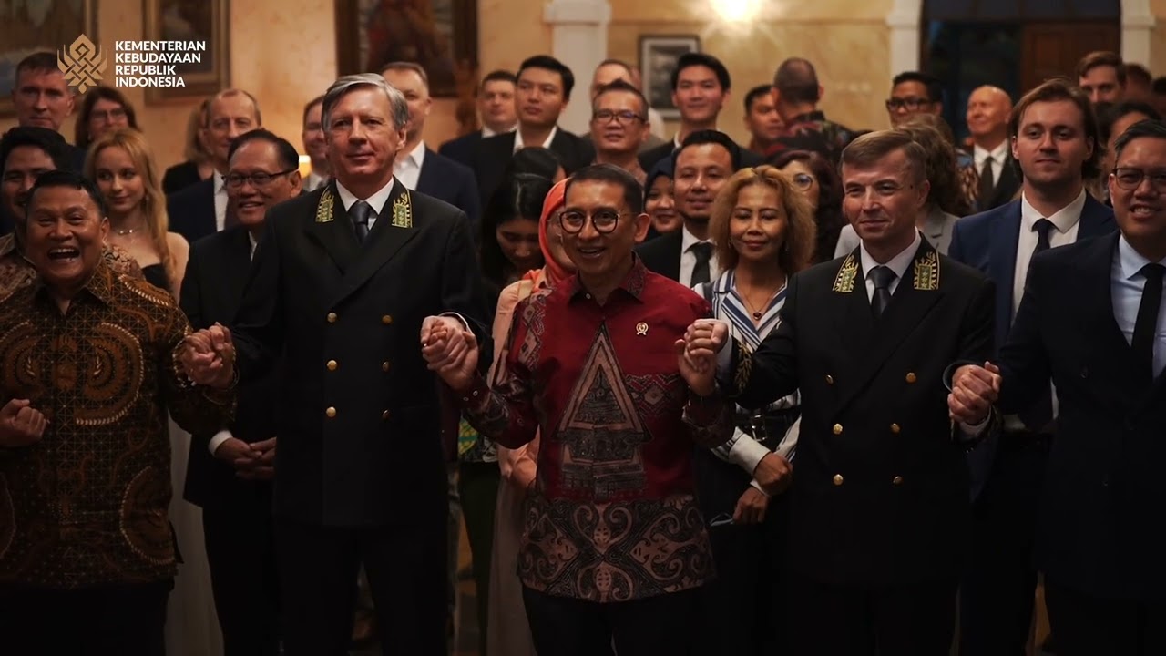 1 TAHUN KEMENTERIAN KEBUDAYAAN
