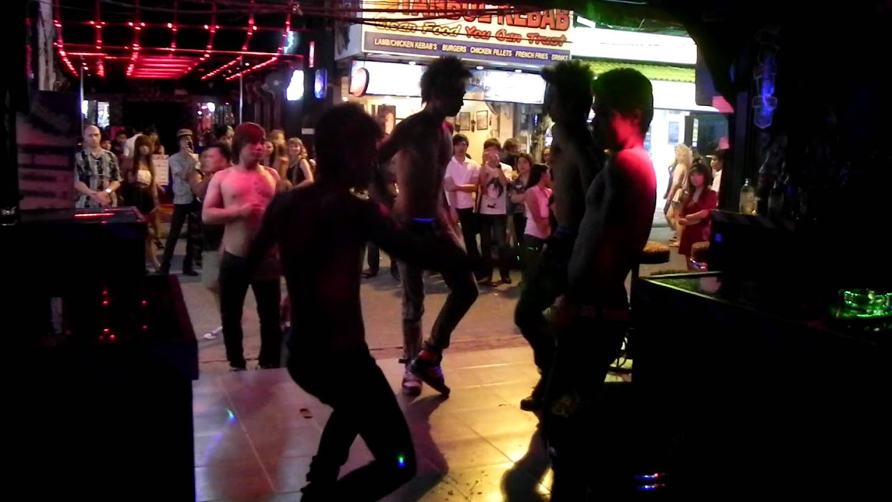 Тайланд. В гей баре.Thailand. In the gay bar.