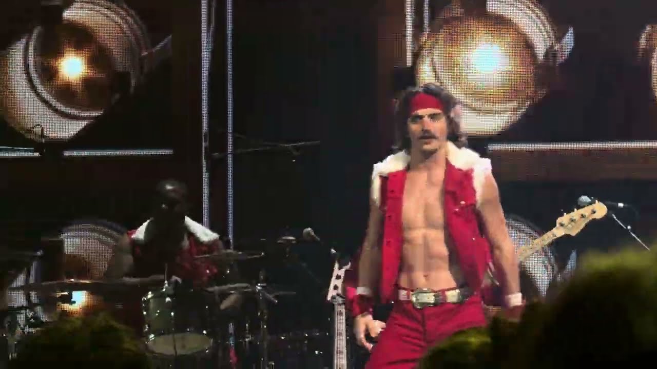 Benson Boone Live in Boston, MA - KISS 108 Jingle Ball 2024