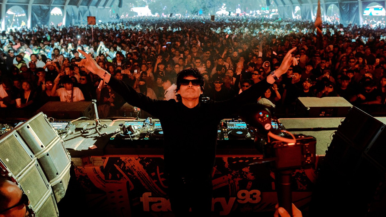 Andre VII @ EDC M&eacute;xico 2026 Neon Garden Factory93