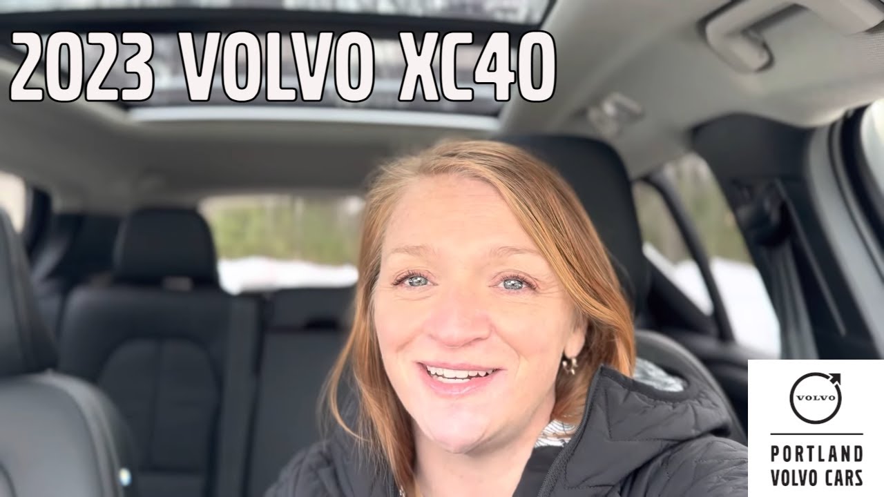 2023 Volvo XC40 B5 Plus Bright / Walkaround with Heather