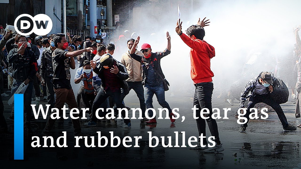 Myanmar protesters defy ban on gatherings | DW News