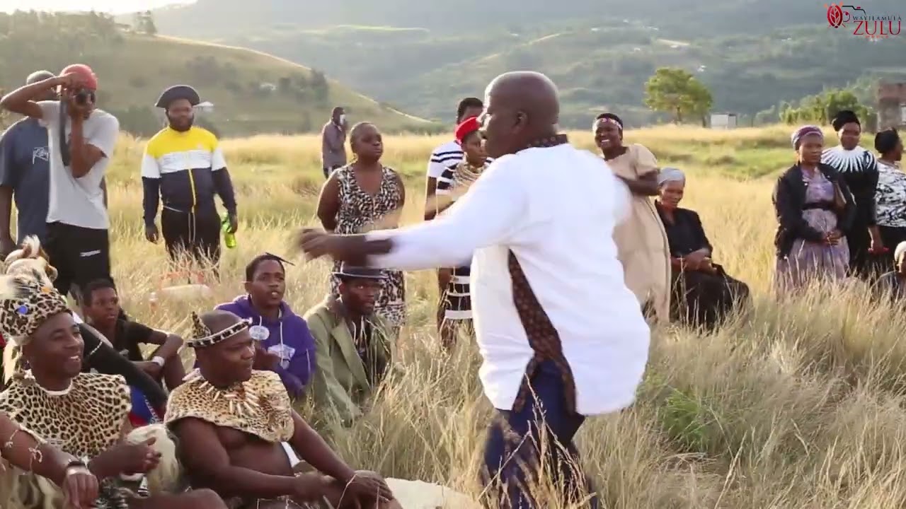 MR & MRS MDLETSHE'S TRADITIONAL WEDDING