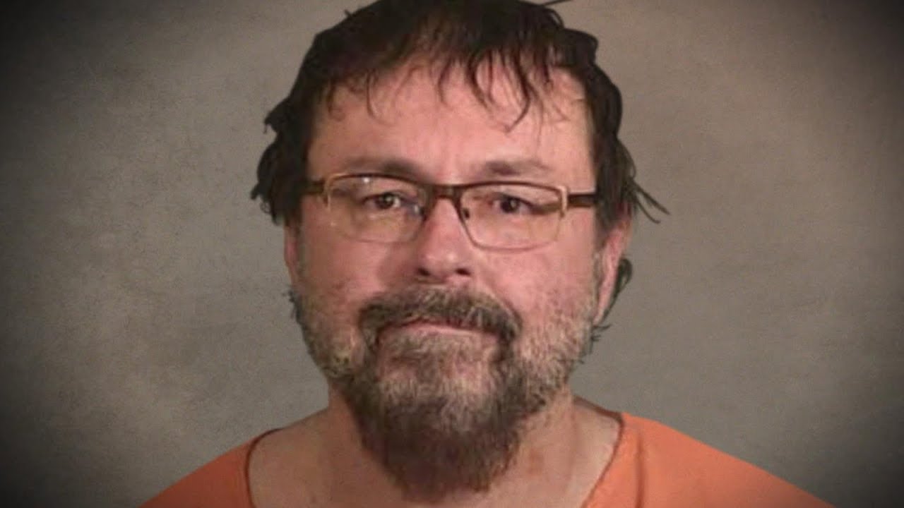 Disgraced former teacher faces kidnapping victim in court
