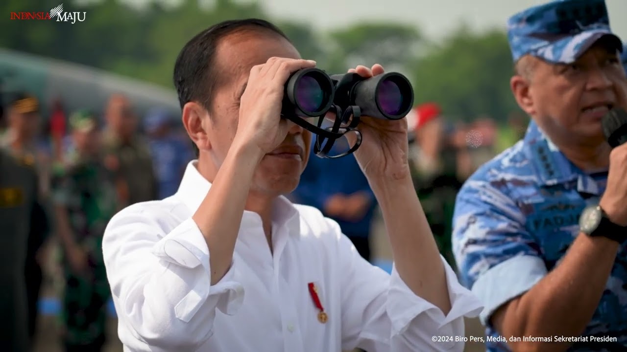 Presiden Jokowi Tinjau Alutsista dan Simulasi Bantuan Udara untuk Palestina, Magetan, 8 Maret 2024