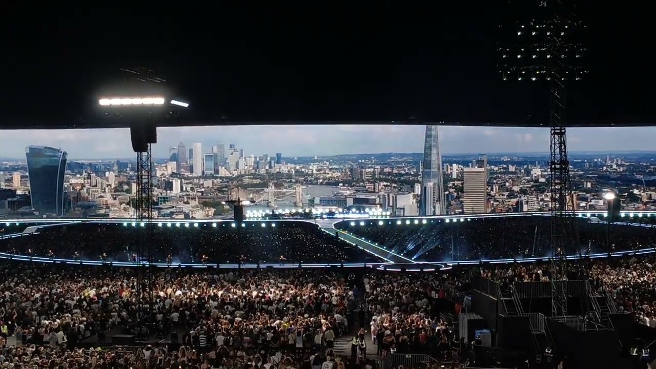 Adele - Hometown Glory (Live @ Munich)