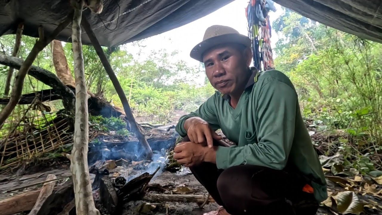  ພົບຮອຍຕີນເມີຍສັດປ່່າໃຫຍ່//พบรอยเท้าเมยสัตว์ป่าใหญ่