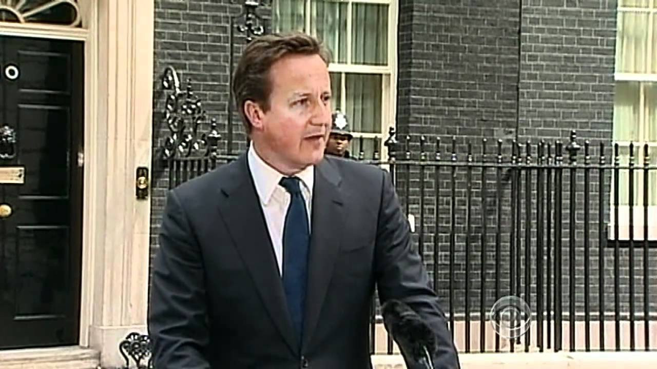PM Cameron, vigilantes stand up to Britain riot