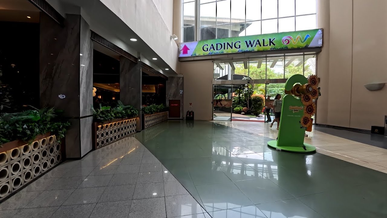 [30] Walking Around :  Summarecon Mall Kelapa Gading (Part 1)