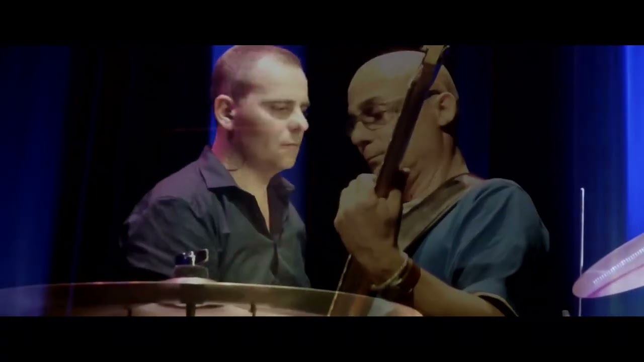 4 tet Patty song