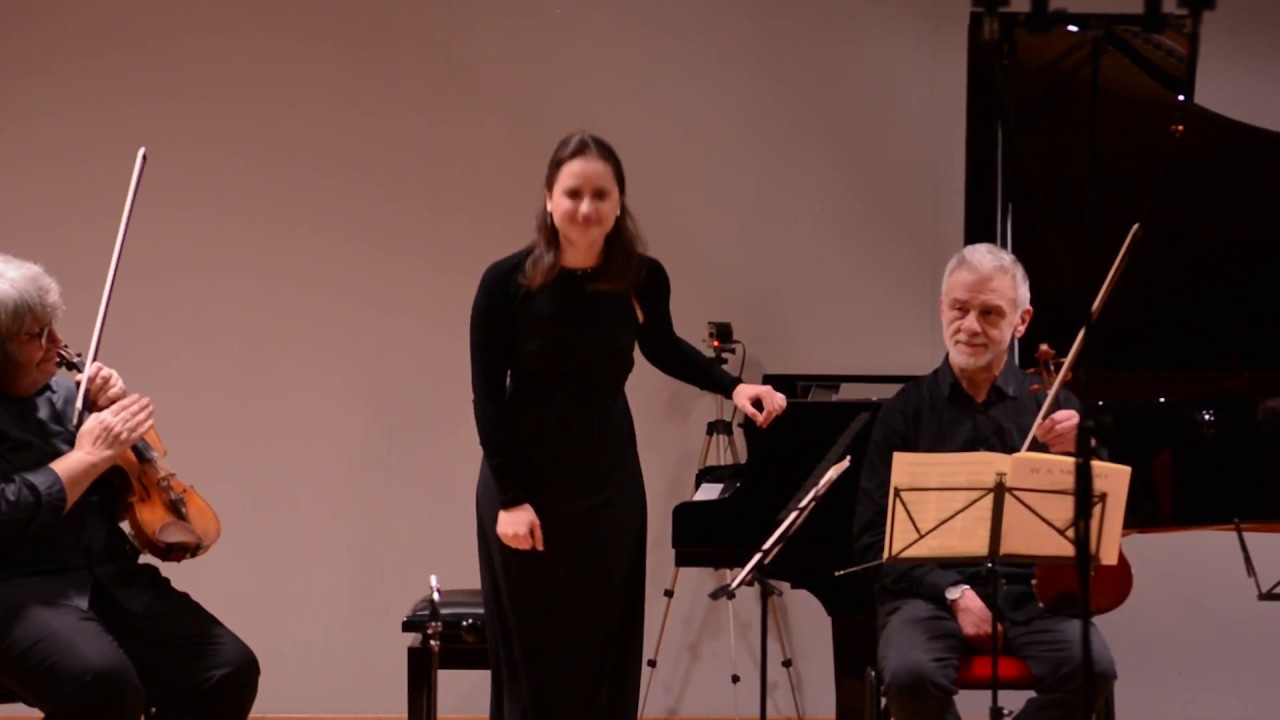 C. Debussy - La soiree dans Grenade [Cecilia Facchini ]