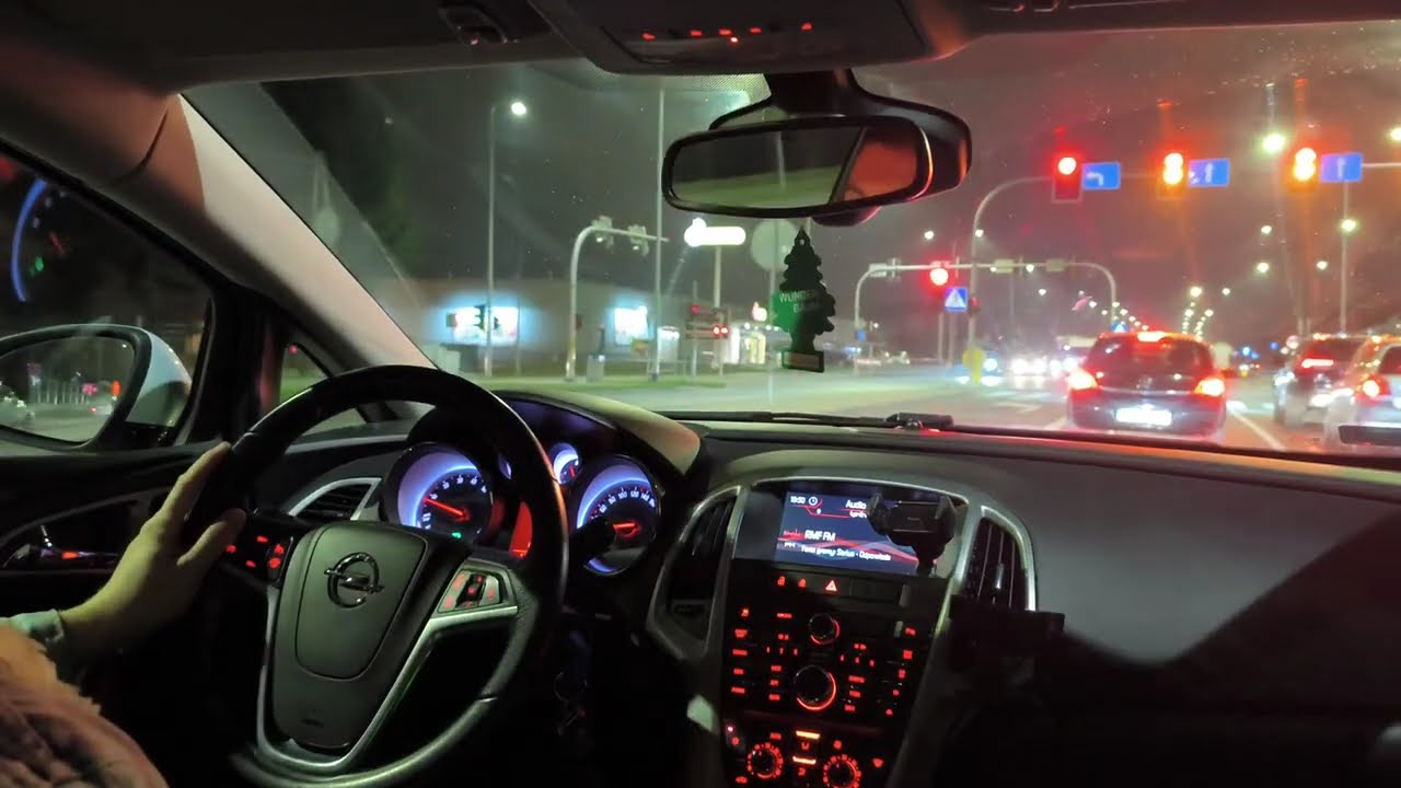 Opel Astra J GTC 1.4T AFL - Night Drive