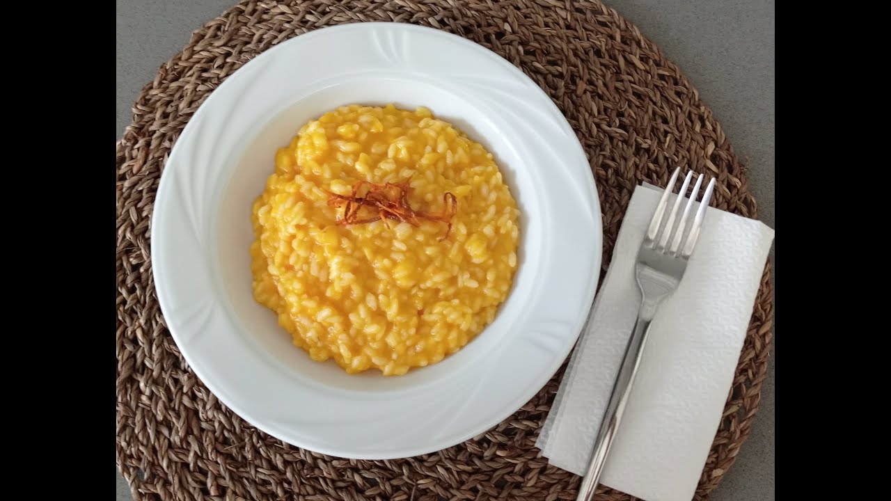 RISOTTO ALLE CAROTE, un primo piatto semplice e dal sapore delicato