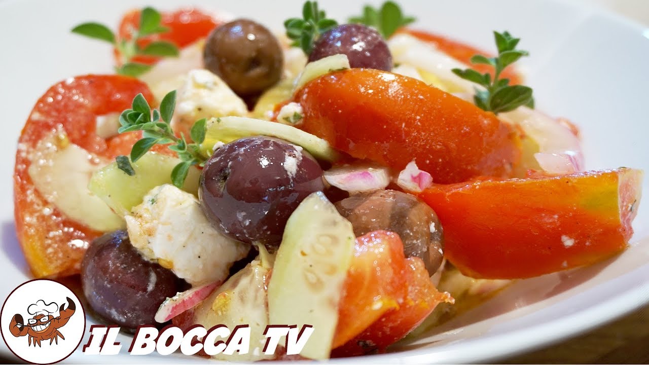605 - Insalata greca...noi di certo non si spreca! (insalatona estiva Horiatiki con feta e pomodori)