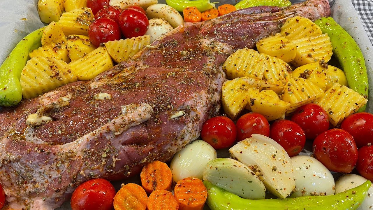 طريقة عمل كتف الخروف بالفرن مع الخضار طعم راقي