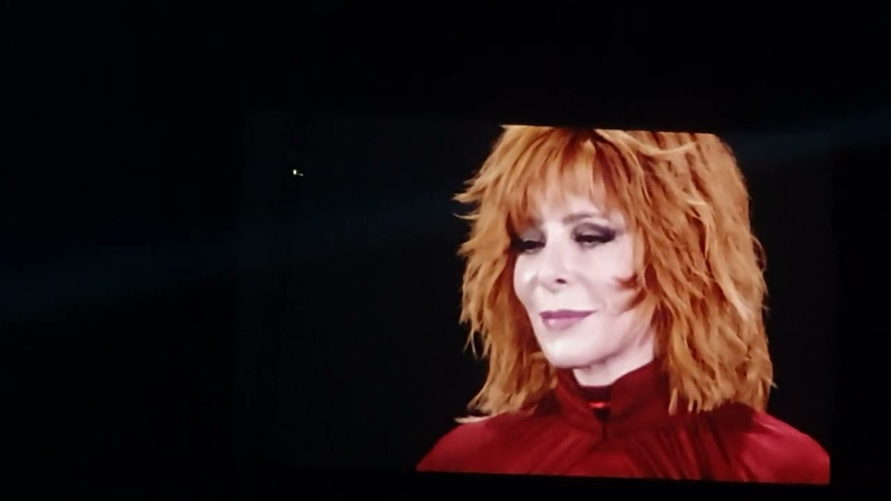 MYLENE FARMER L'HORLOGE LA DEFENSE ARENA 07 JUIN 2019