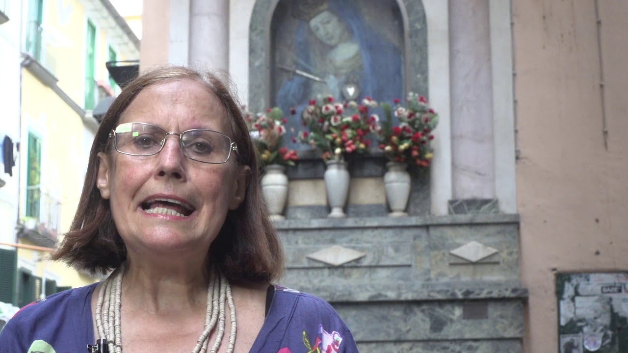 Edicole votive tra i vicoli del centro storico di Salerno
