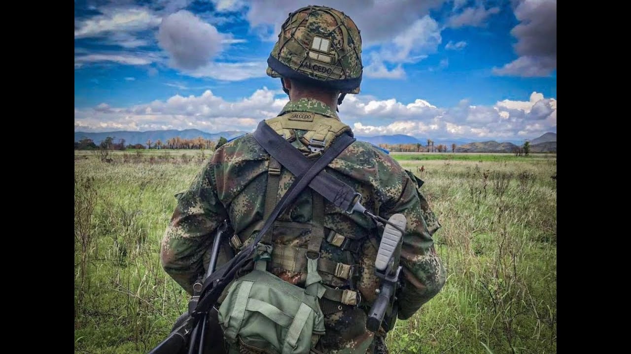 Un soldado en my little pony parte 1