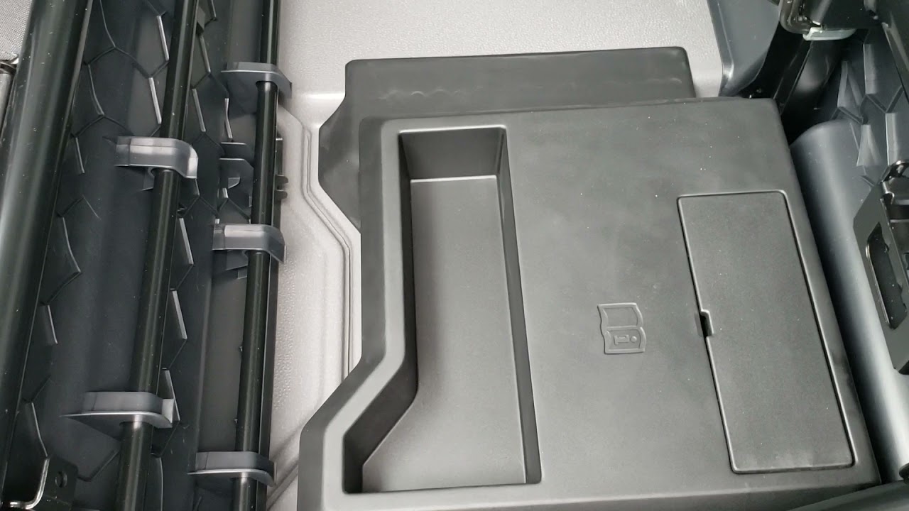 Расположение блока предохранителей VW CRAFTER